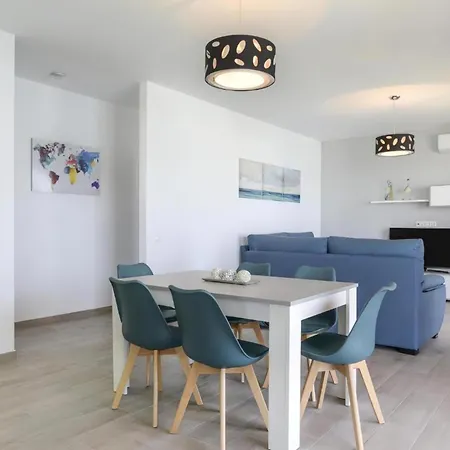 Privada Con Piscina En Conil De La Frontera, Cerca Del Golf Y Parque Genoves - Es-180-276 Villa